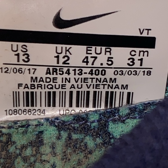 Nike Epic React Flyknit Women’s Shoes - Size: 13 - Picture 7 of 7